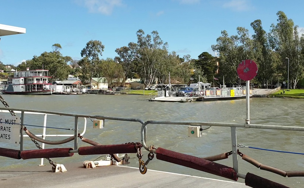 The Mannum ferries